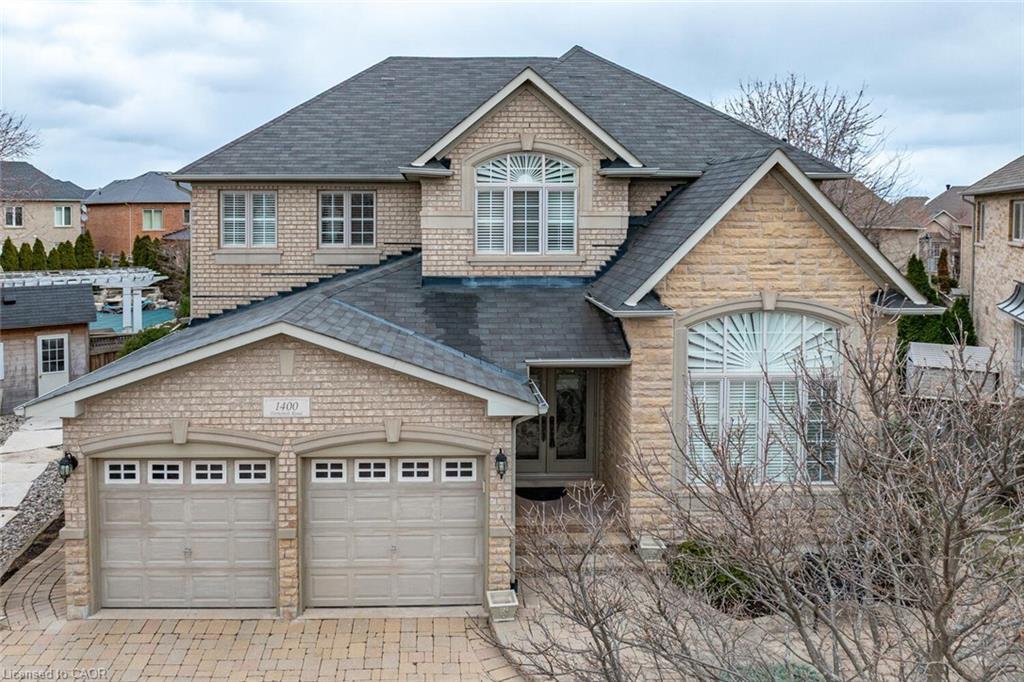 1400 Ferncrest Road, Oakville, ON - Outdoor With Facade