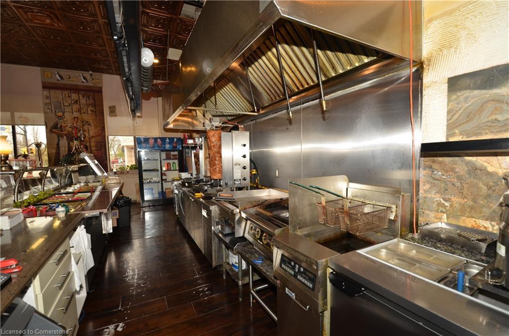 2003 Lakeshore Road, Burlington, ON