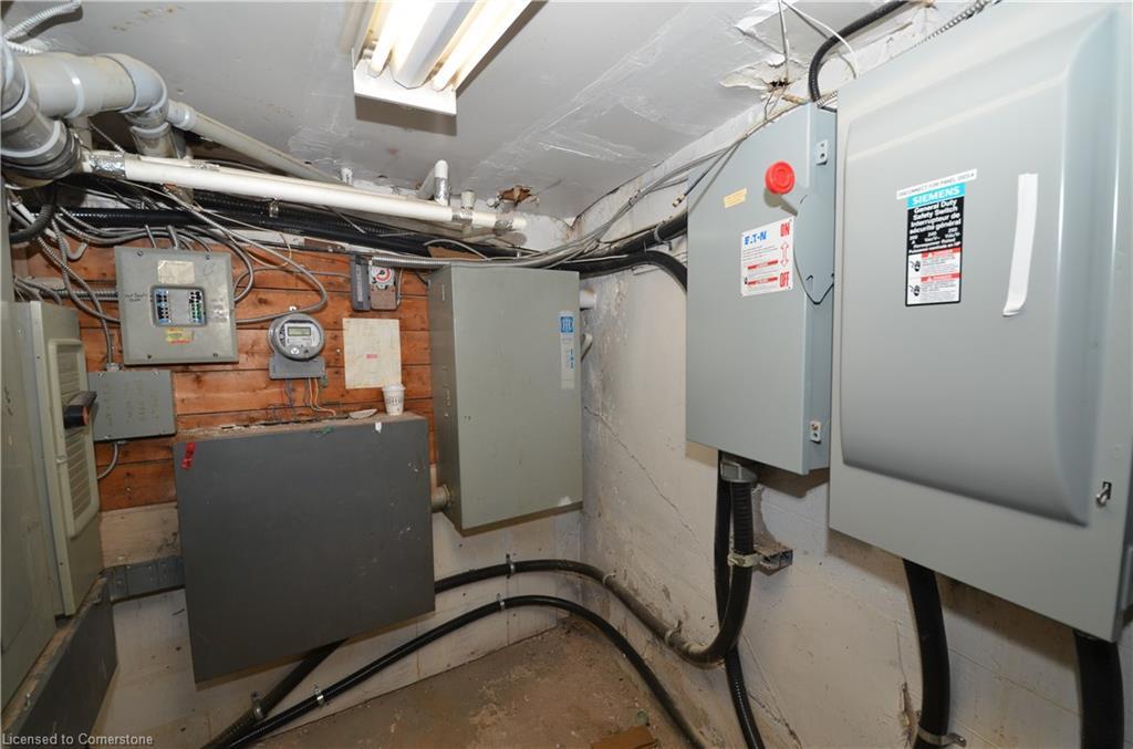 2003 Lakeshore Road, Burlington, ON