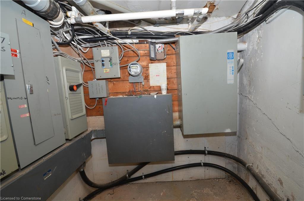 2003 Lakeshore Road, Burlington, ON