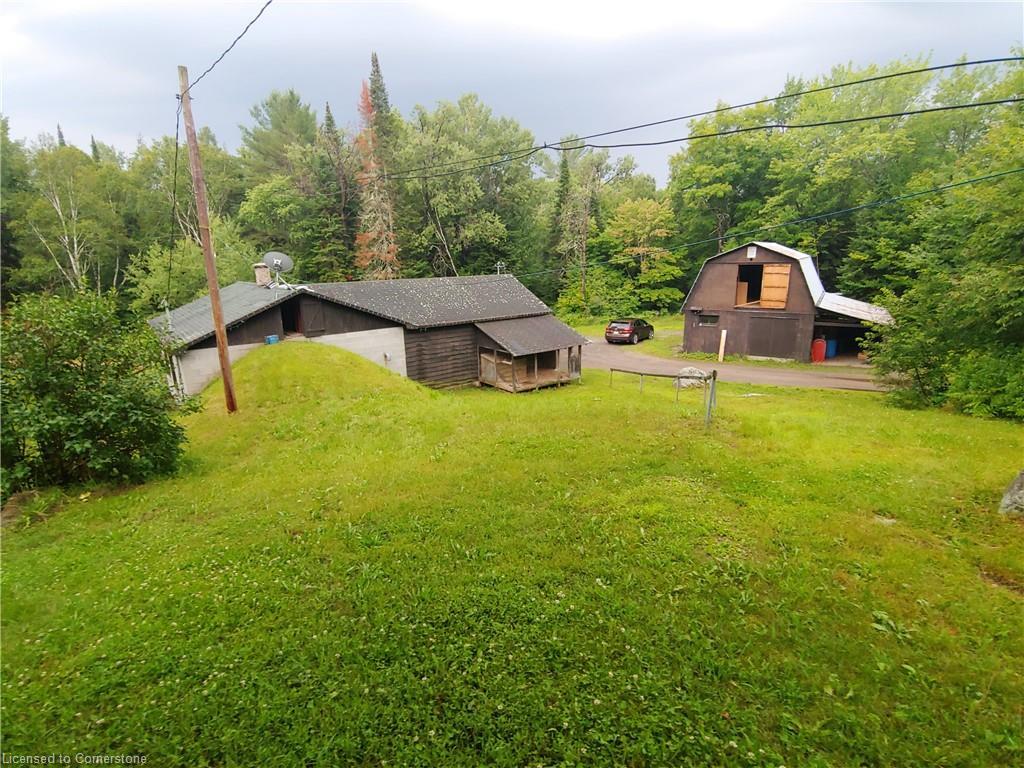 429-439 Lynx Lake Road, Huntsville, ON - Outdoor