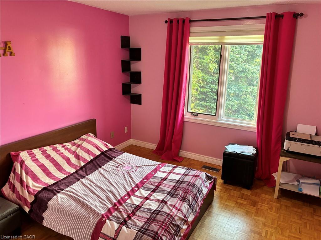 3088 Haldimand 9 Road, York, ON - Indoor Photo Showing Bedroom