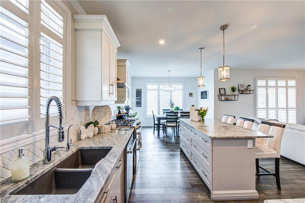 35 Lock Street, Innerkip, ON - Indoor Photo Showing Kitchen With Double Sink With Upgraded Kitchen