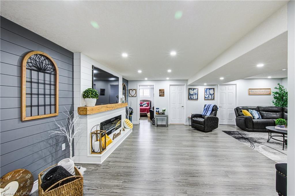 35 Lock Street, Innerkip, ON - Indoor With Fireplace