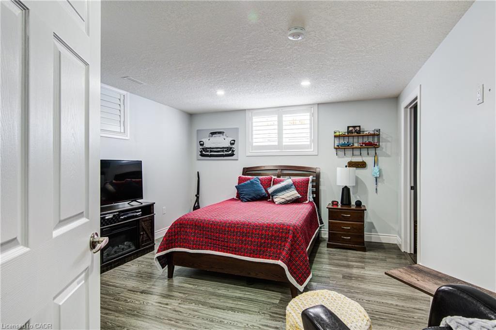 35 Lock Street, Innerkip, ON - Indoor Photo Showing Bedroom