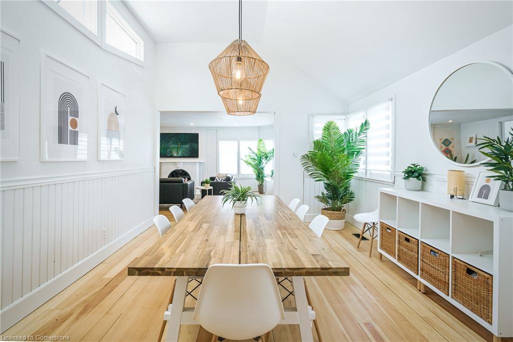 59 Shakespeare Avenue, Niagara-On-The-Lake, ON - Indoor Photo Showing Dining Room