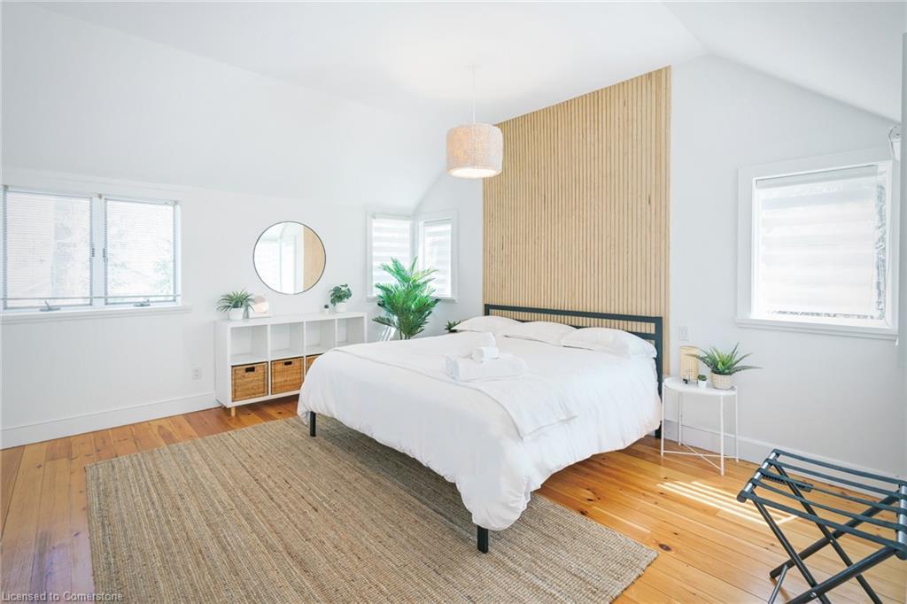 59 Shakespeare Avenue, Niagara-On-The-Lake, ON - Indoor Photo Showing Bedroom