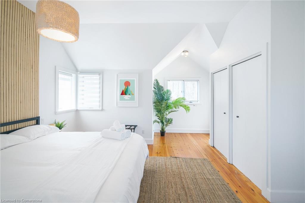59 Shakespeare Avenue, Niagara-On-The-Lake, ON - Indoor Photo Showing Bedroom