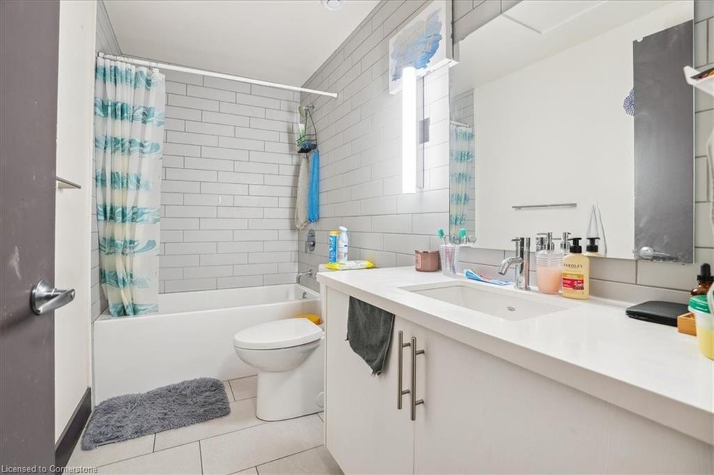 105-121 King Street E, Hamilton, ON - Indoor Photo Showing Bathroom