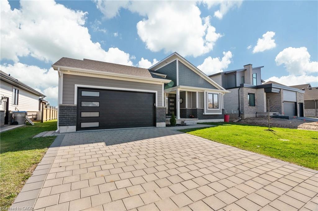 155 Mcleod Street, Parkhill, ON - Outdoor