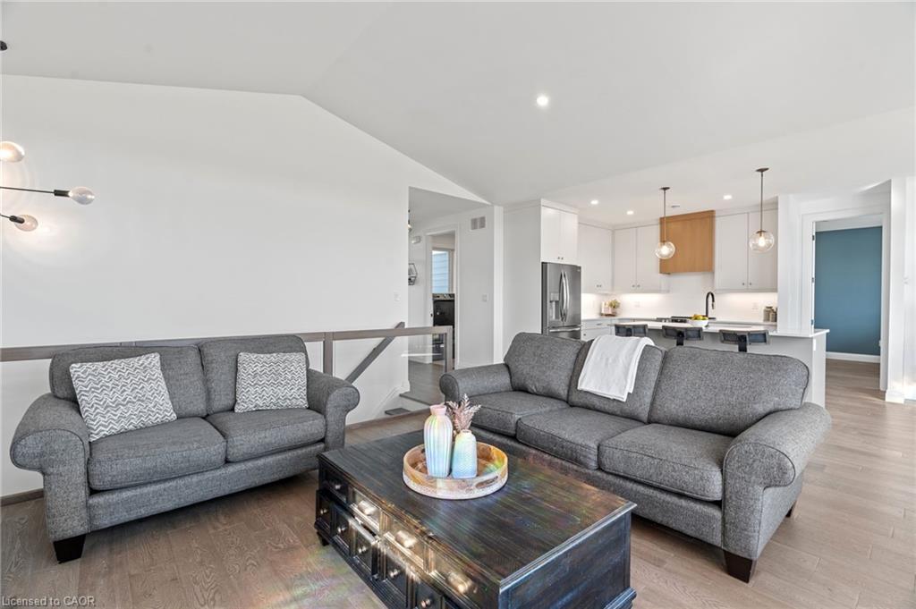155 Mcleod Street, Parkhill, ON - Indoor Photo Showing Living Room