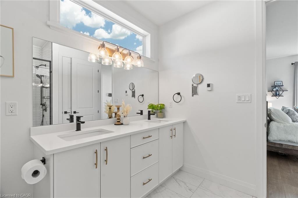 155 Mcleod Street, Parkhill, ON - Indoor Photo Showing Bathroom