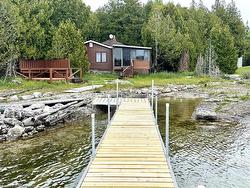 85 Simpson Avenue Tobermory, ON N0H 2R0