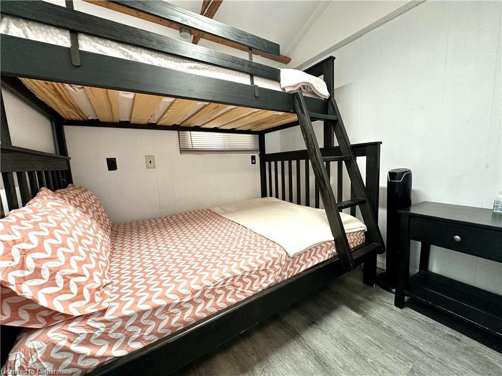 85 Simpson Avenue, Tobermory, ON - Indoor Photo Showing Bedroom