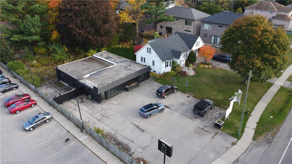 111-115 Fiddlers Green Road, Ancaster, ON