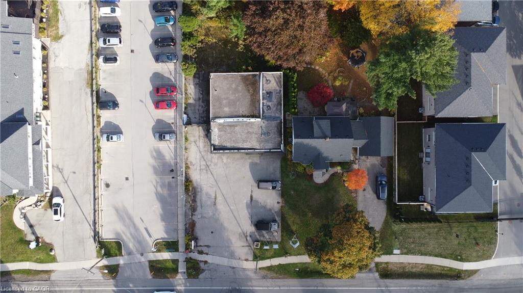 111-115 Fiddlers Green Road, Ancaster, ON