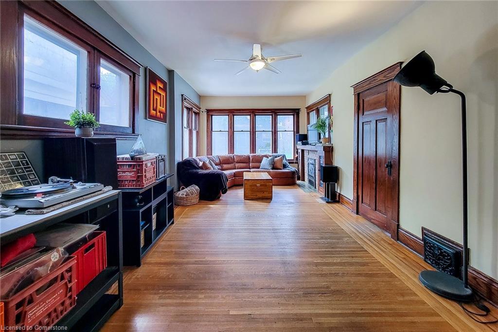 63 Carrick Avenue, Hamilton, ON - Indoor