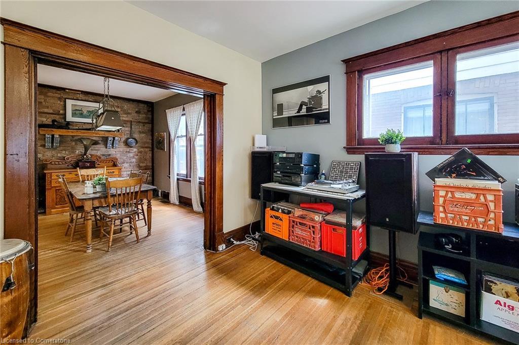 63 Carrick Avenue, Hamilton, ON - Indoor