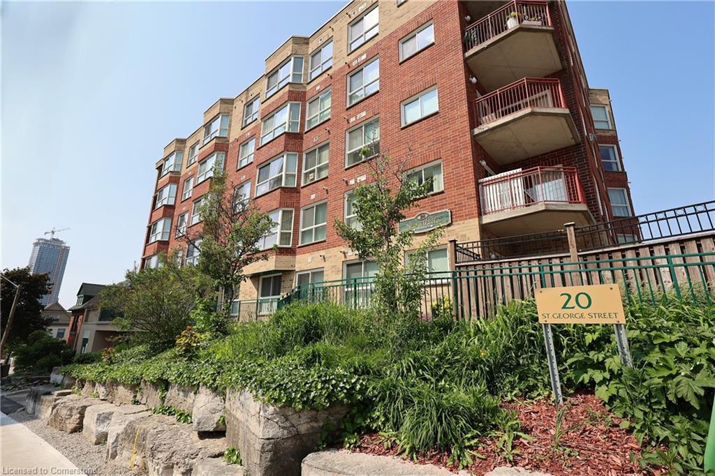 211-20 St George Street, Kitchener, ON - Outdoor