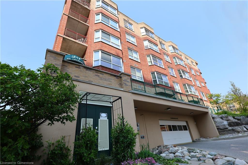 211-20 St George Street, Kitchener, ON - Outdoor