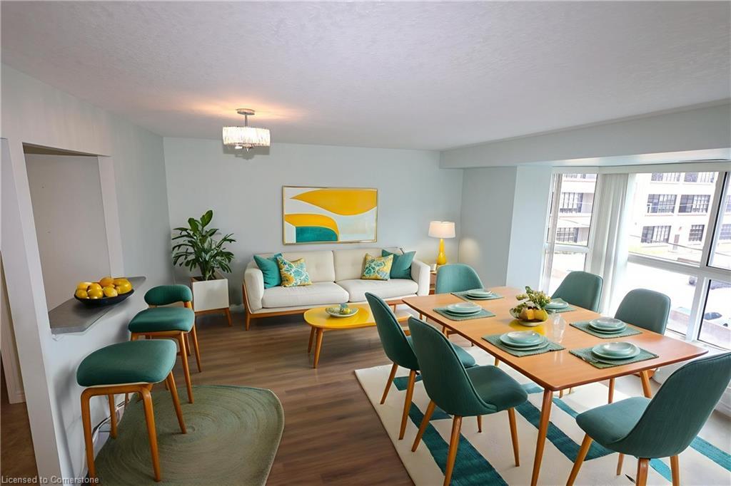 211-20 St George Street, Kitchener, ON - Indoor Photo Showing Dining Room