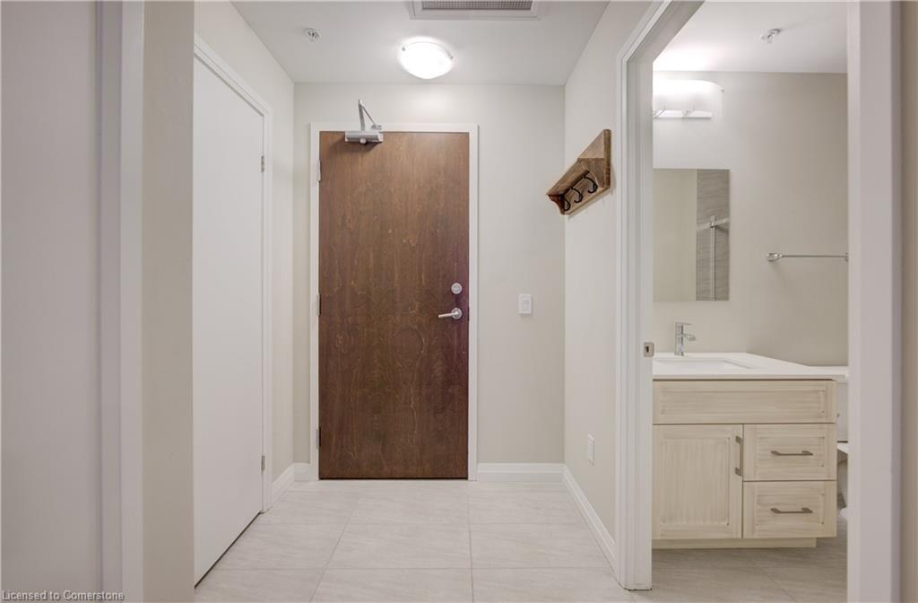 209-108 Garment Street, Kitchener, ON - Indoor