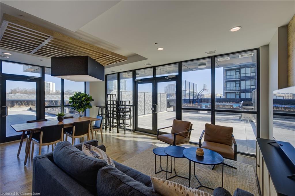 209-108 Garment Street, Kitchener, ON - Indoor