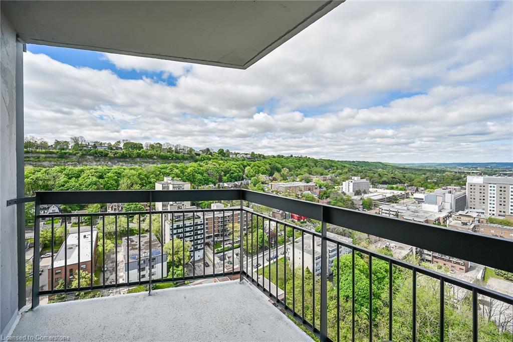 2908-150 Charlton Avenue E, Hamilton, ON - Outdoor With View With Exterior