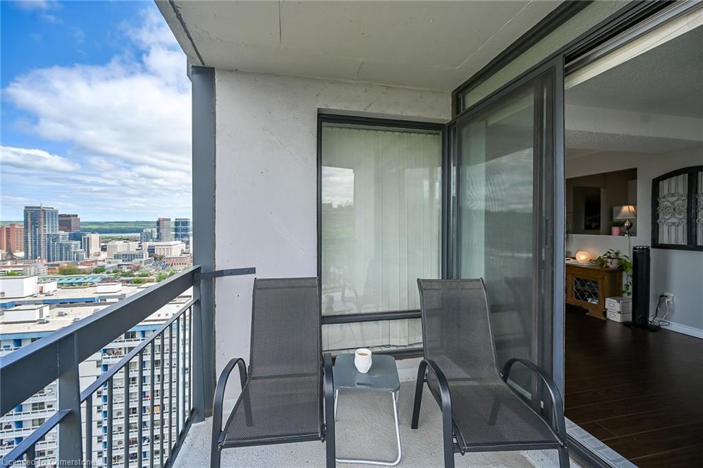2908-150 Charlton Avenue E, Hamilton, ON - Outdoor With Exterior