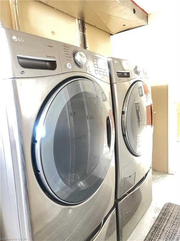 99 Brucedale Avenue E, Hamilton, ON - Indoor Photo Showing Laundry Room