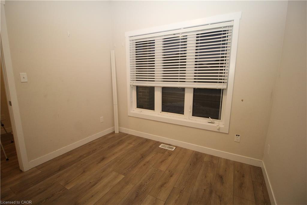 15 Meadowhawk Lane, Simcoe, ON - Indoor Photo Showing Other Room