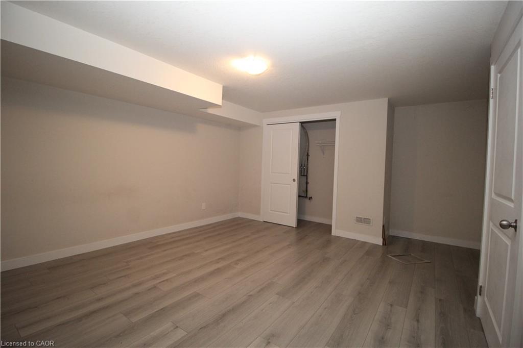 15 Meadowhawk Lane, Simcoe, ON - Indoor Photo Showing Other Room