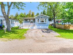 61-580 Beaver Creek Road Waterloo, ON N2J 3Z4