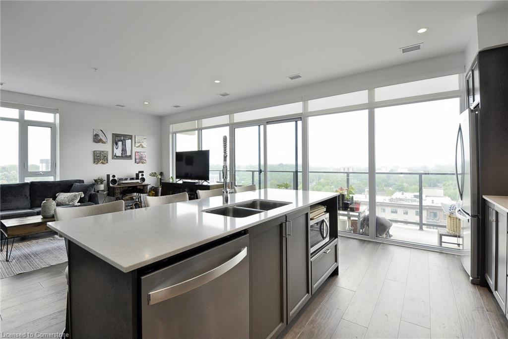 1213-15 Glebe Street, Cambridge, ON - Indoor Photo Showing Kitchen With Double Sink