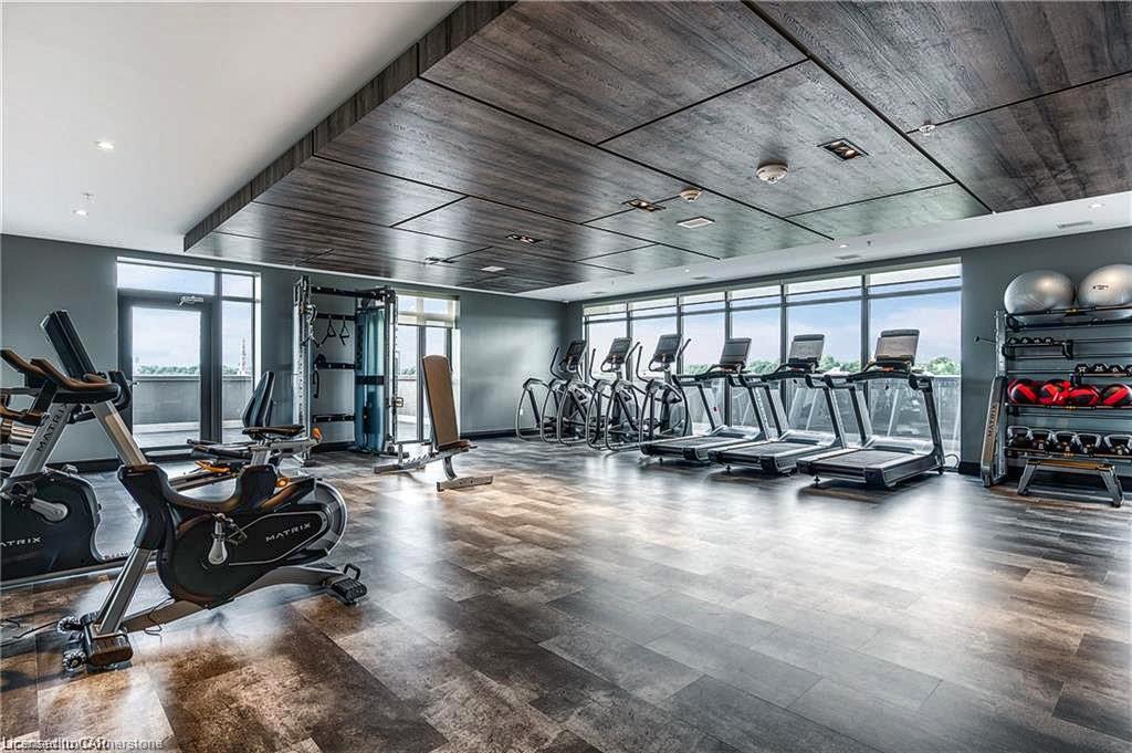 1213-15 Glebe Street, Cambridge, ON - Indoor Photo Showing Gym Room