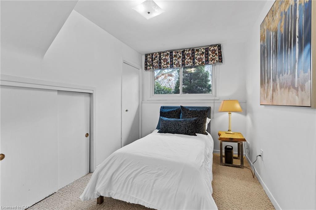 305 Centre Street, Niagara-On-The-Lake, ON - Indoor Photo Showing Bedroom
