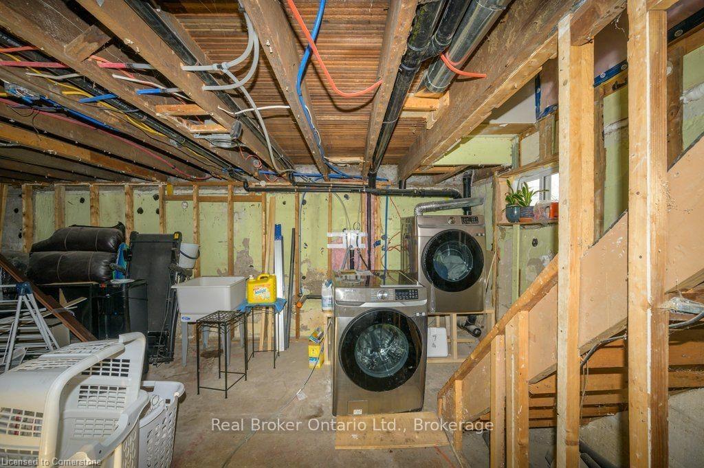 109 Arthur Street, Brantford, ON - Indoor Photo Showing Basement