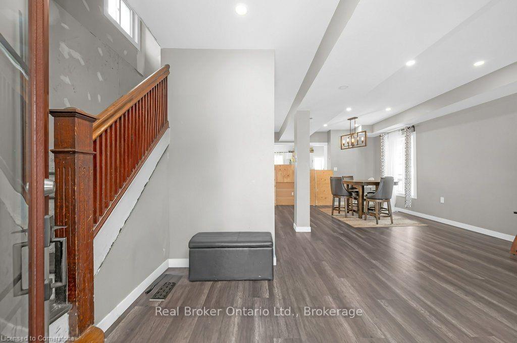 109 Arthur Street, Brantford, ON - Indoor Photo Showing Other Room