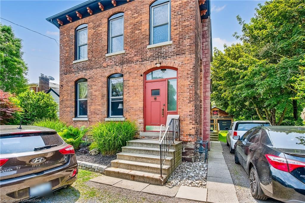 19 York Street, St. Catharines, ON