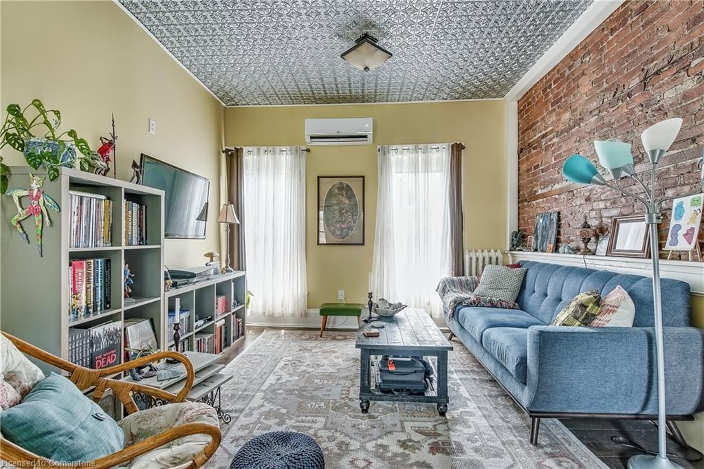 19 York Street, St. Catharines, ON