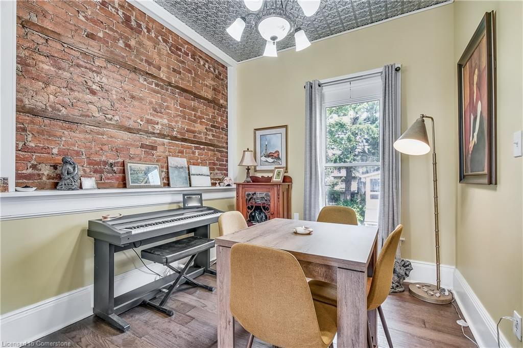 19 York Street, St. Catharines, ON