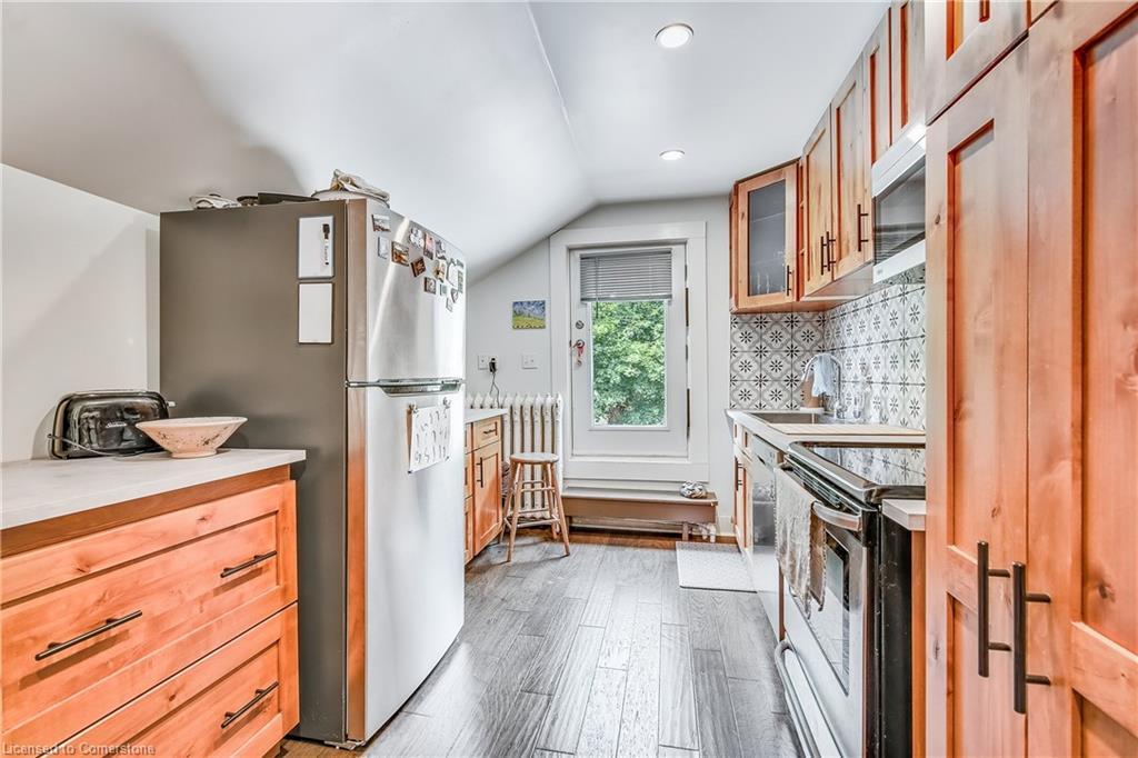 19 York Street, St. Catharines, ON