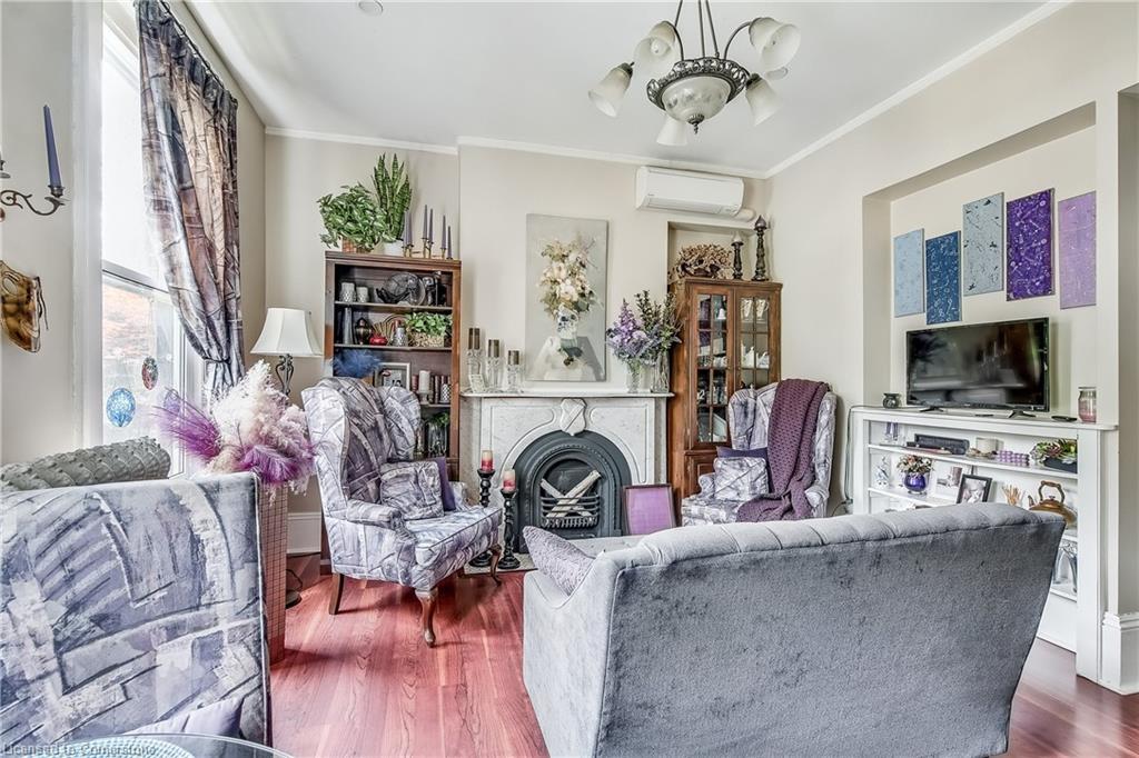 19 York Street, St. Catharines, ON