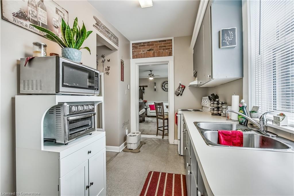 19 York Street, St. Catharines, ON