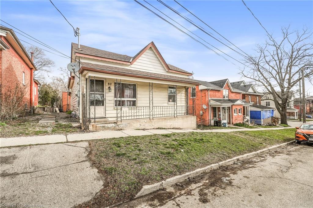 82 Marlborough Street, Brantford, ON - Outdoor With Deck Patio Veranda