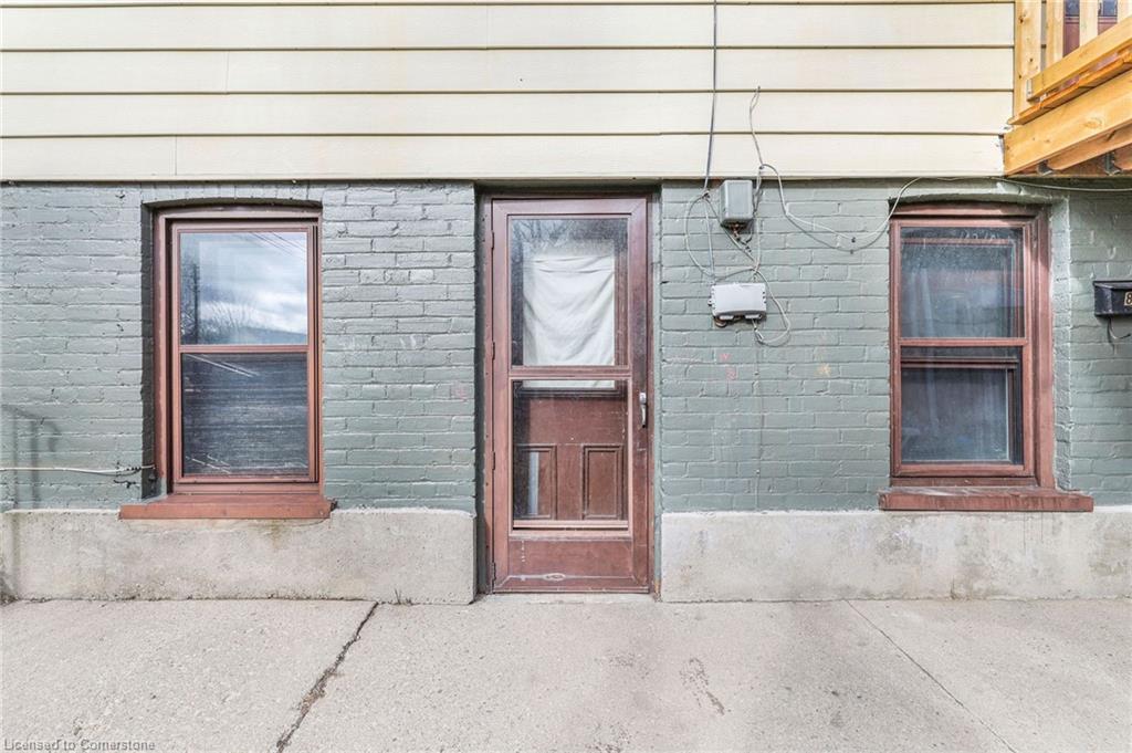 82 Marlborough Street, Brantford, ON - Outdoor With Exterior