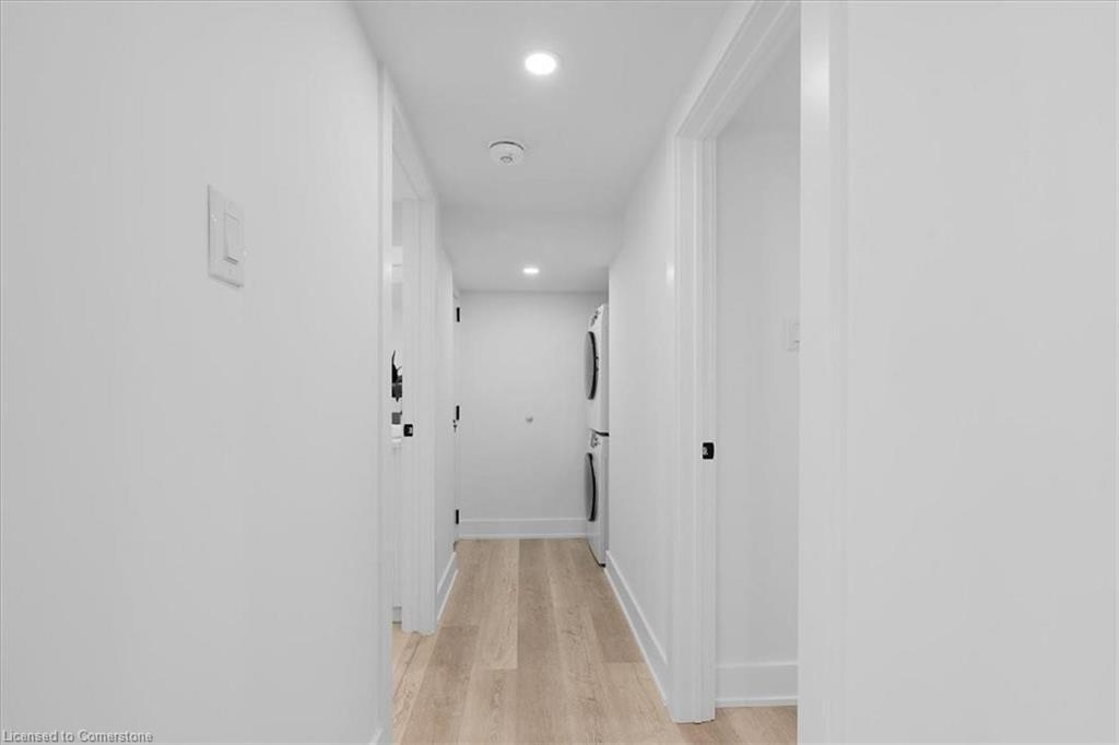 94 West 32Nd Street, Hamilton, ON - Indoor Photo Showing Other Room