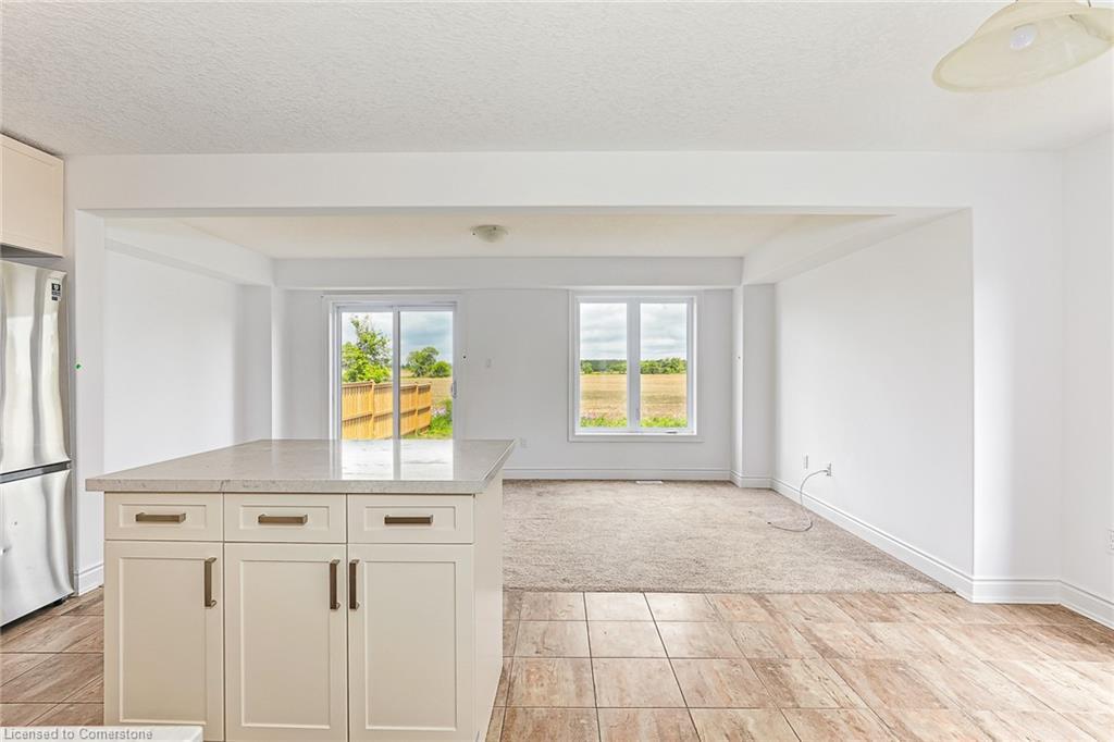 142 Stonebrook Way, Markdale, ON - Indoor Photo Showing Other Room