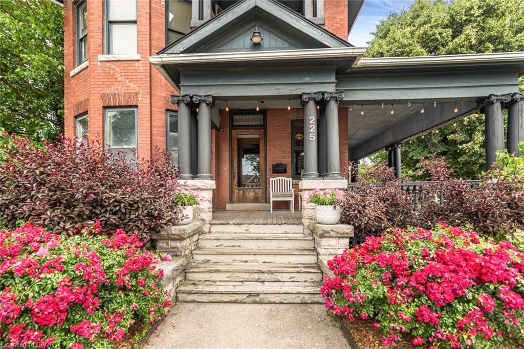 225 Broad Street E, Dunnville, ON - Outdoor With Facade