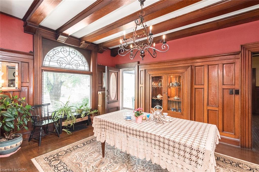 225 Broad Street E, Dunnville, ON - Indoor